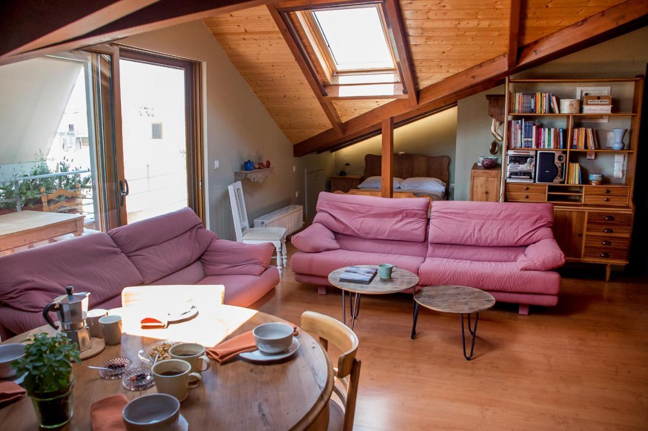 Country Style Attic In The Heart Of Preveza Apartamento Exterior foto